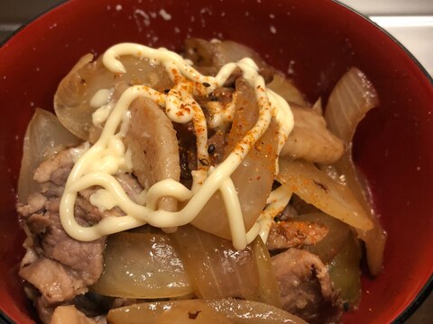 簡単♪たっぷり玉ねぎと豚肩肉のスタミナ丼^_^